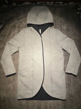 Lululemon Athletica City Bound Wrap